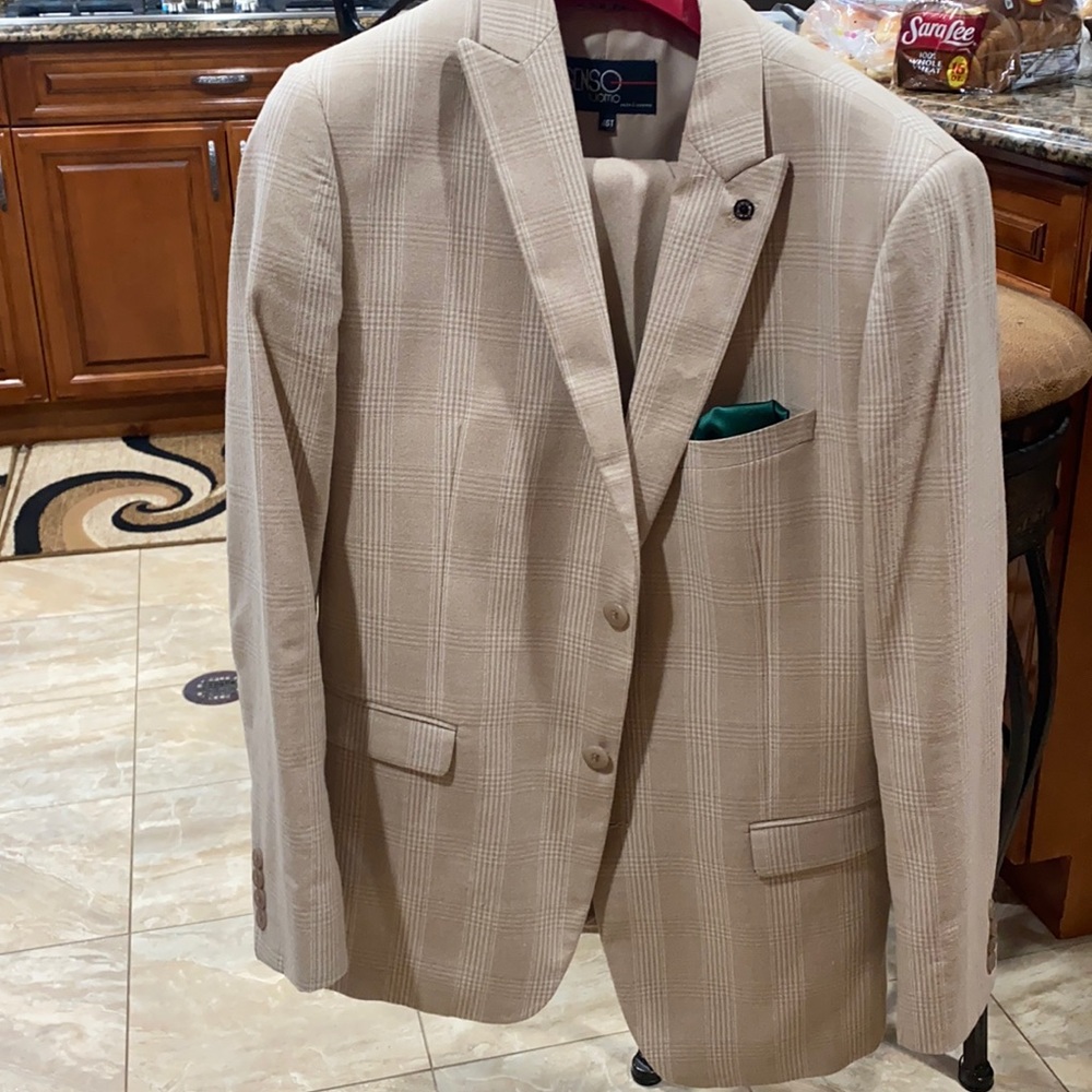 Men’s suit